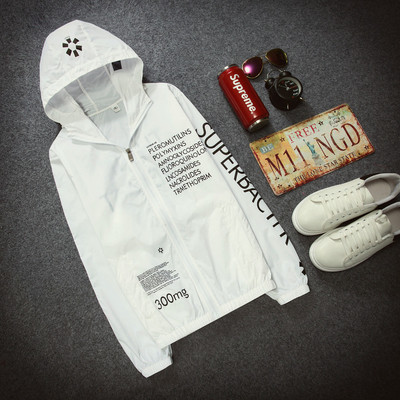 Top pentru bărbați HIT Sports cu inscripție pe spate în mai multe culori