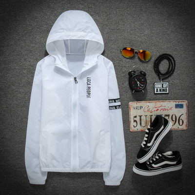 Top pentru bărbați HIT Sports cu inscripție pe spate în mai multe culori