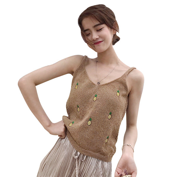 Maieu de dama tricotat cu broderie in mai multe culori