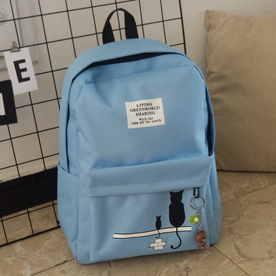 Удобна дамска раница с апликация в няколко цвята