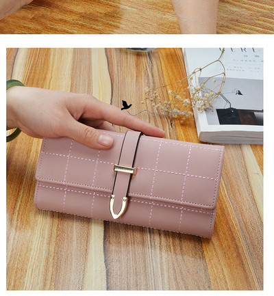 Дамски портфейл в няколко цвята с интересно закопчаване