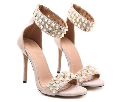 Стилни дамски сандали с тънък 11 см ток в два цвята