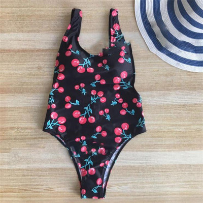 Costum de baie intreg nou de dama cu aplicatie de visiniu in doua culori