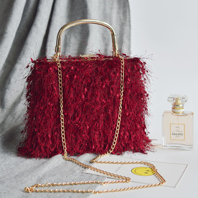 Дамска модерна чанта с ресни в няколко цвята