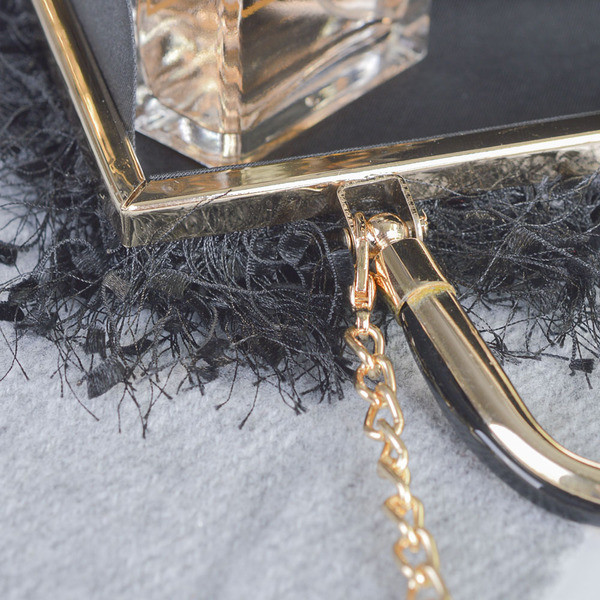 Дамска модерна чанта с ресни в няколко цвята