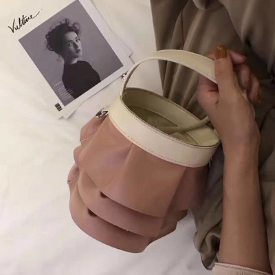 Дамска чанта от еко кожа в два цвята