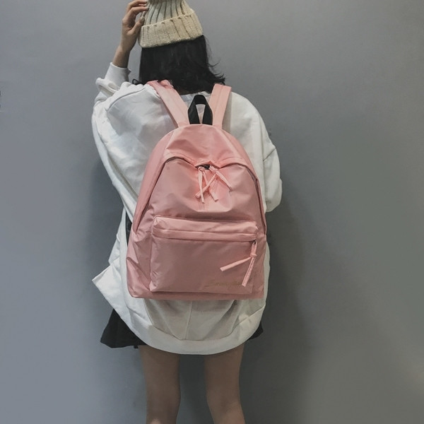 Rucsac confortabil de damă în patru culori