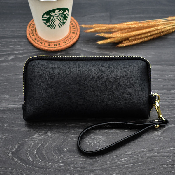 Portofel mare de dama cu fermoar si aplicatie frumoasa