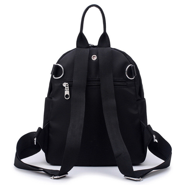 Rucsac de dama cu decor 3D de culoare neagra