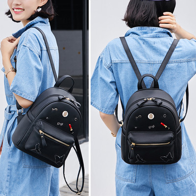 Rucsac de dama de culoare neagra cu aplicatii