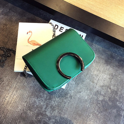 Geanta curata dama cu lant in mai multe culori