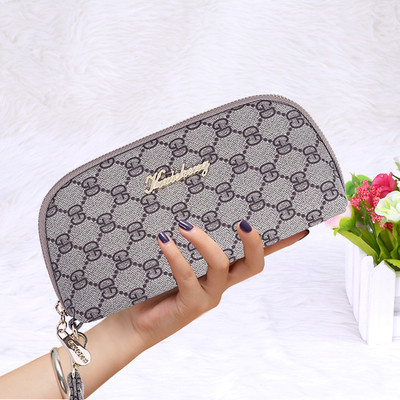 Модерен дамски голям портфейл с цип и метален надпис в различни цветове