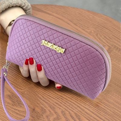 Модерен дамски голям портфейл с цип и метален надпис в различни цветове