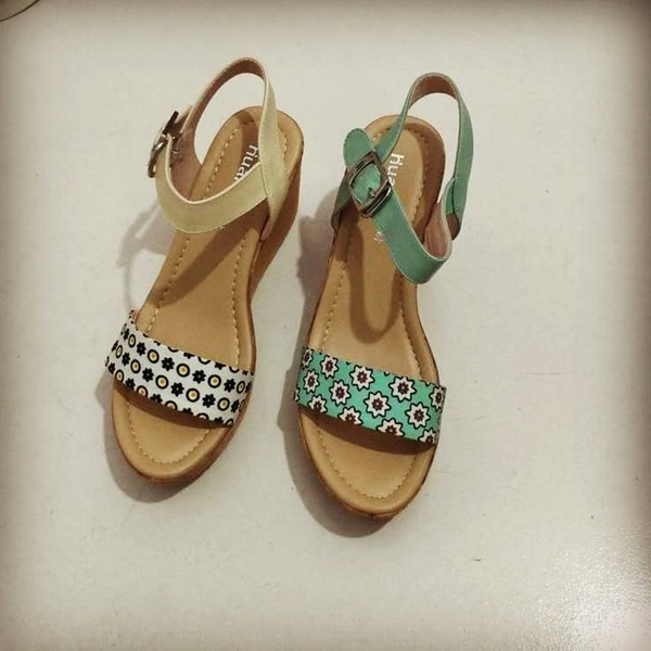 Дамски сандали на 8 см платформа-два цвата