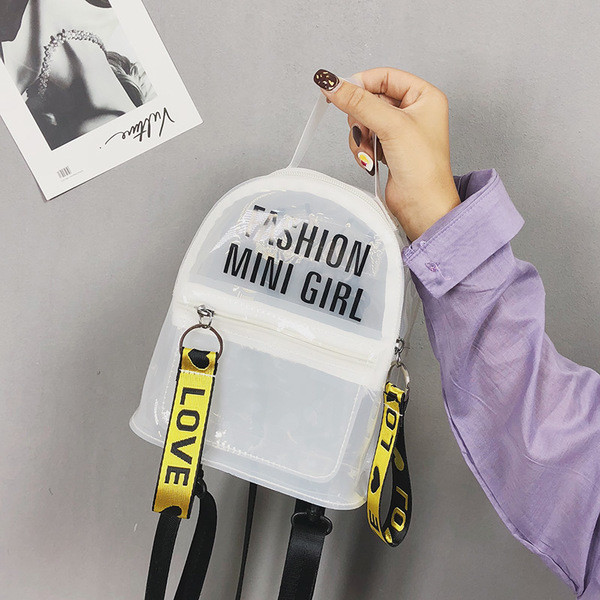 Rucsac modern de damă cu o inscripție în alb și violet