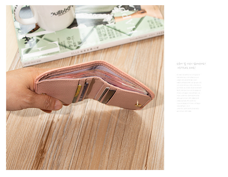 Portofel mic de dama cu inscriptie din imitatie de piele in mai multe culori