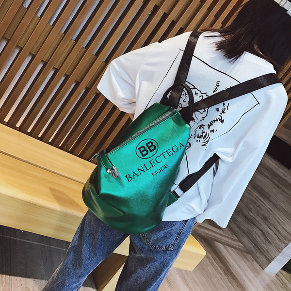 Rucsac de damă cu inscripție în cinci culori