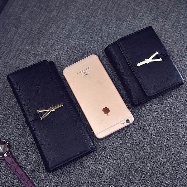 Portofel de dama modern cu element metalic in 2 marimi