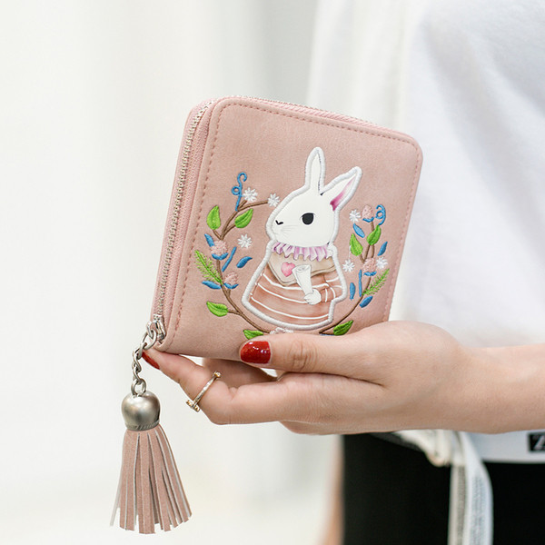 Дамски малък портфейл с бродерия и пискюл в няколко цвята