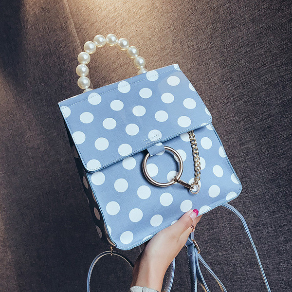 Дамска раница с дръжка от перли в четири цвята