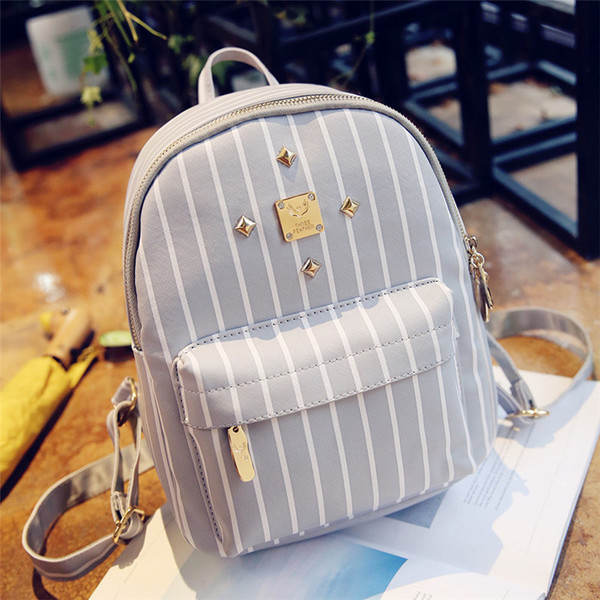 Спортна дамска раница в два модела