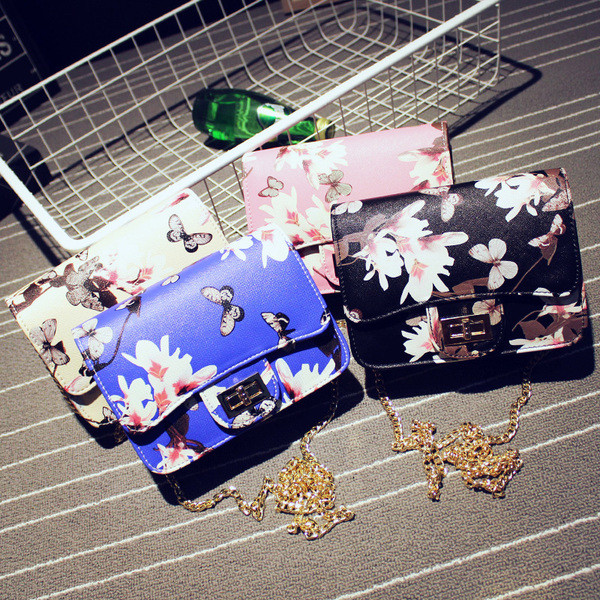 Geanta dama in mai multe culori cu imprimeu floral