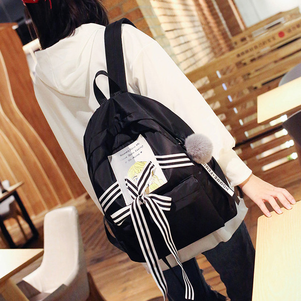 Rucsac mare de dama cu aplicatie si panglica in cinci culori