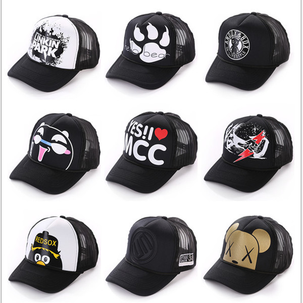 Мъжки шапки с различни щампи и мрежа