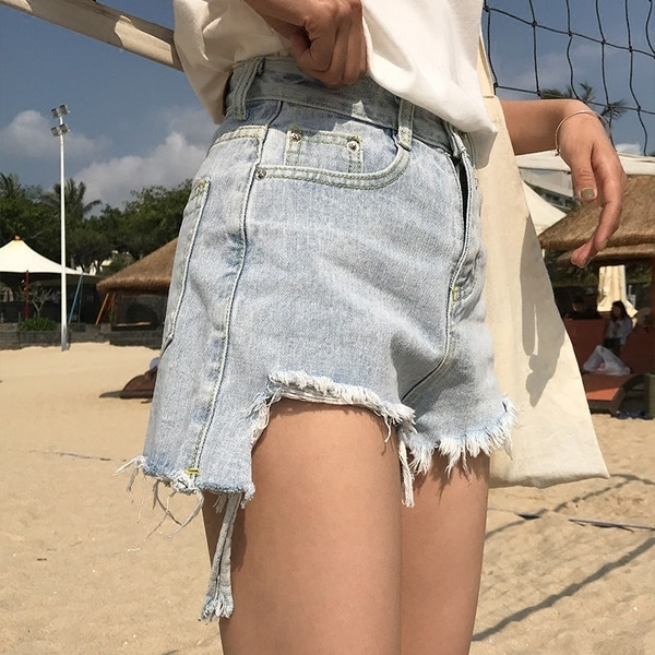 Blugi casual de damă scurti rupti, cu talie înaltă