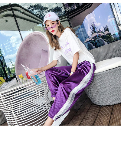 Costum casual de dama in doua culori cu margini albe