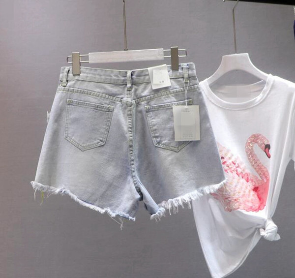 Blugi scurti moderni de dama cu talie inalta si broderii