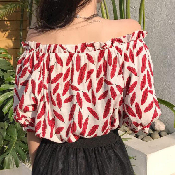 Bluză de damă modernă cu umerii căzuți în două culori