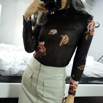 Bluza eleganta de dama neagra cu motive florale