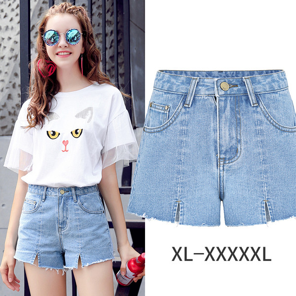 Model larg de blugi scurti de dama rupti cu talie inalta