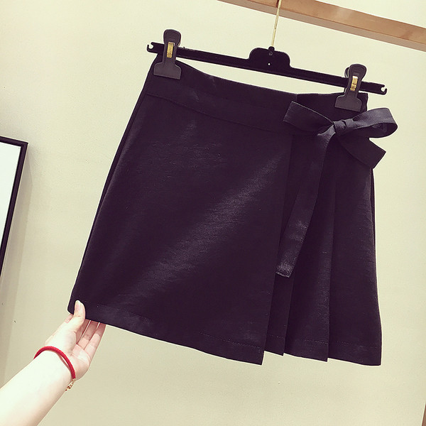 Fusta de dama moderna talie inalta cu dantela in fata