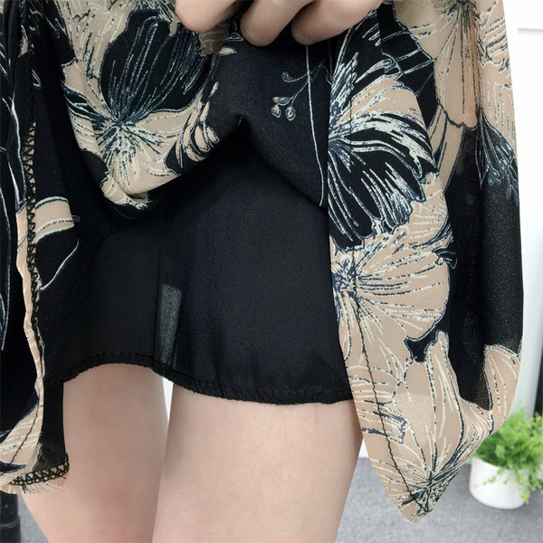 Rochie de dama cu decolteu in V cu motive florale in trei culori