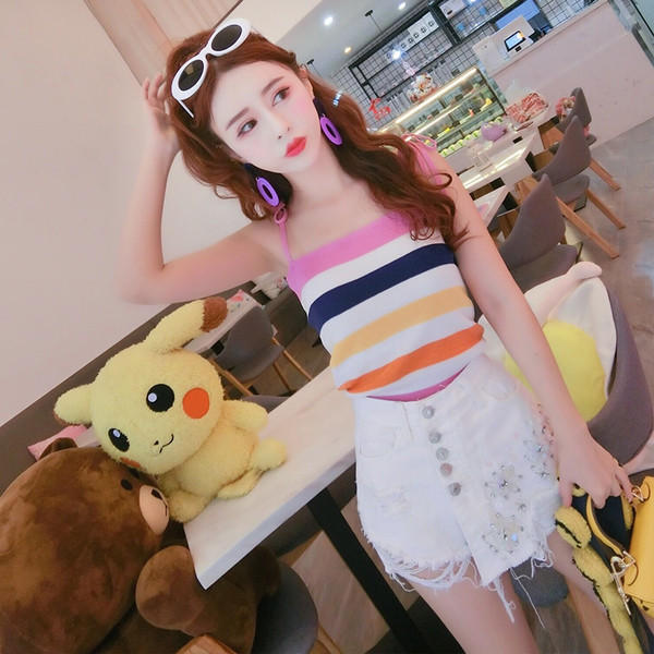 Blugi scurti eleganti de dama cu talie inalta si pietre decorative