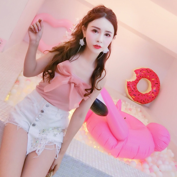 Blugi scurti eleganti de dama cu talie inalta si pietre decorative