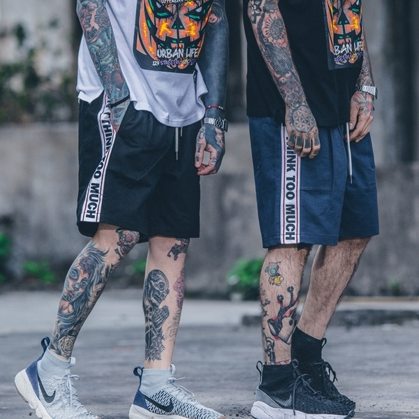 Pantaloni scurți pentru bărbați în trei culori cu inscripții