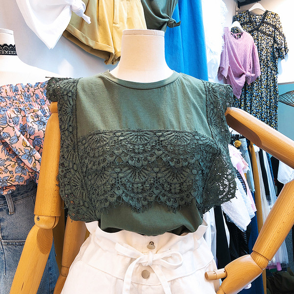 Bluză de damă din bumbac cu dantelă în verde și alb