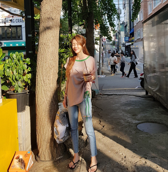 Bluza de dama asimetrica cu dungi din bumbac cu cravate in doua culori