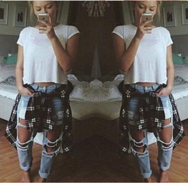 Blugi de dama de vara in culoare deschisa cu motive rupte