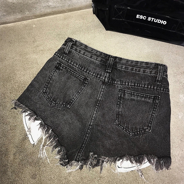 Blugi moderni de dama scurti cu paiete si talie inalta