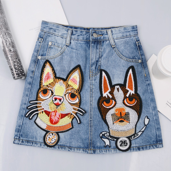 HIT Fusta de dama din denim cu broderie colorata