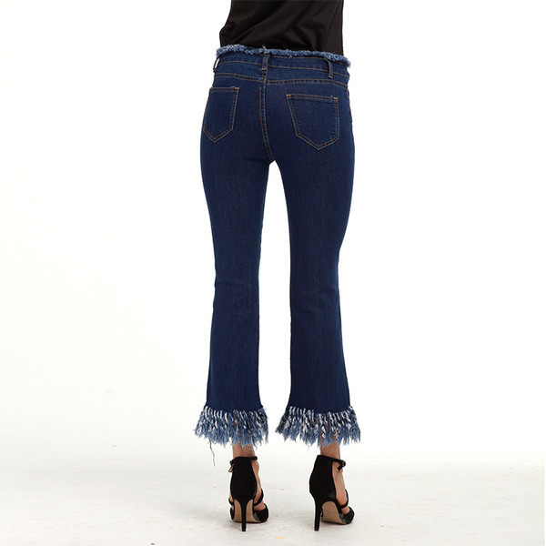 Blugi de damă în albastru închis, cu talie și franjuri standard