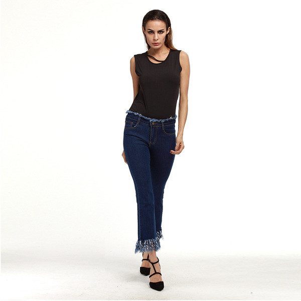 Blugi de damă în albastru închis, cu talie și franjuri standard