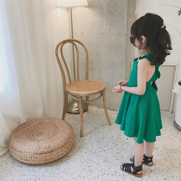 Rochie de damă modernă pentru copii, model croiat în verde și roșu