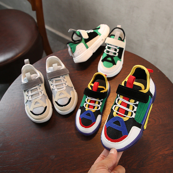 Adidași pentru copii unisex cu autocolant în diferite culori