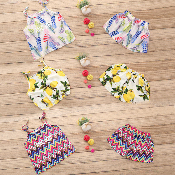 Set de vară pentru copii pentru fete, inclusiv pantaloni scurți și un maiou în diferite culori