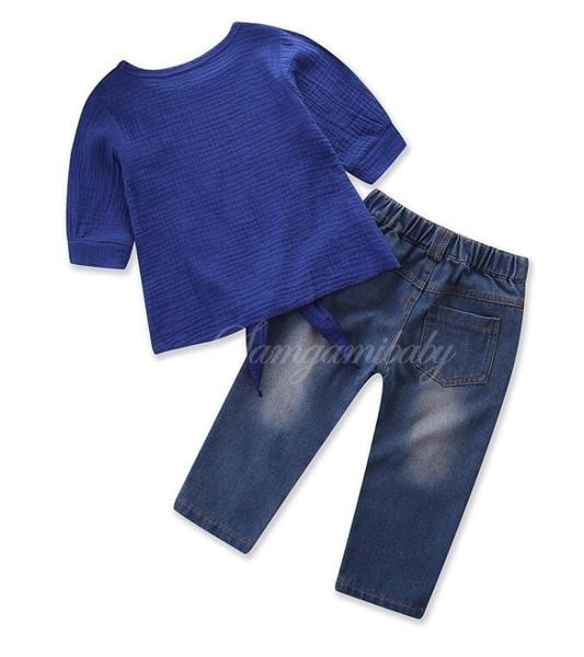 Set copii pentru fete din două părți - blugi și o bluză cu mâneci 3/4